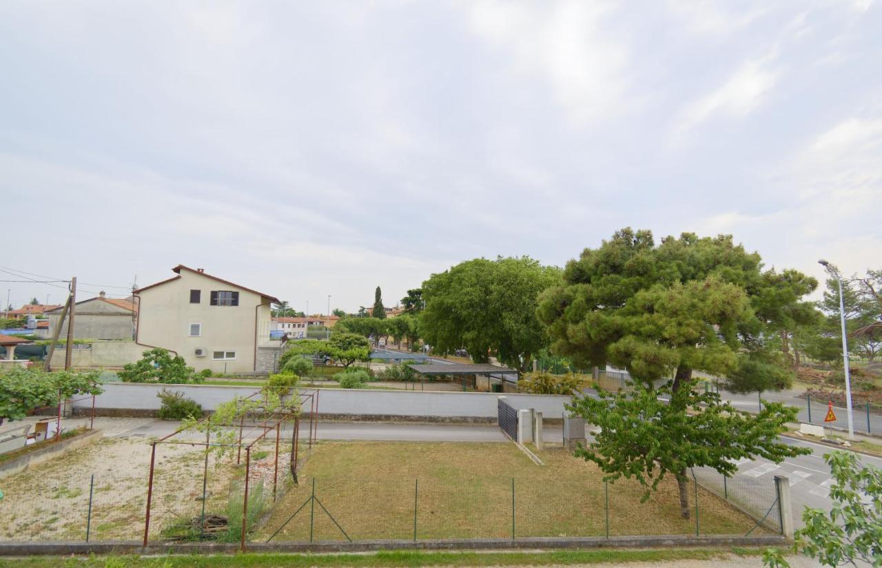 Apartment Patrik By Rent Istria Ουμάγκ Εξωτερικό φωτογραφία