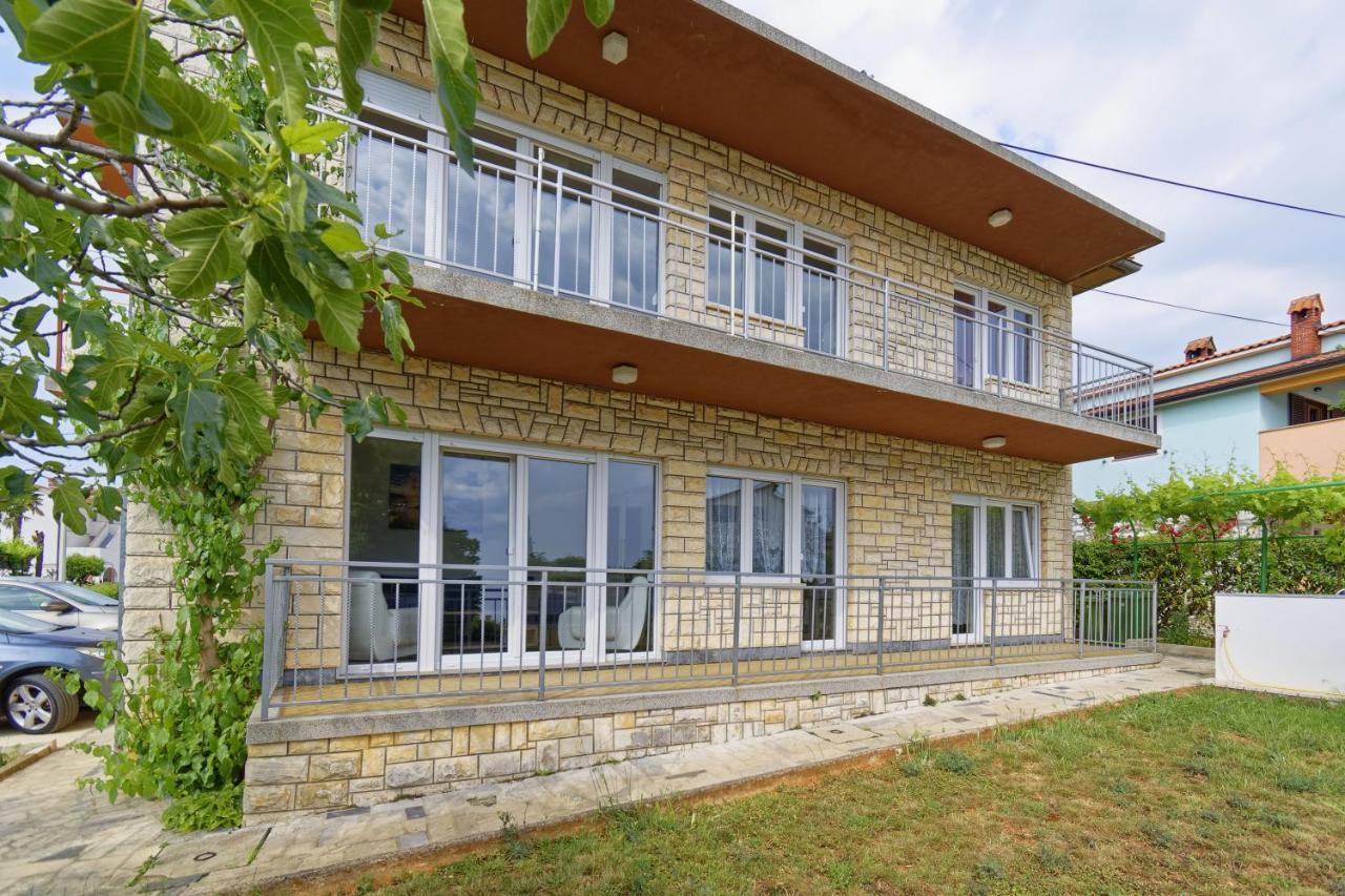 Apartment Patrik By Rent Istria Ουμάγκ Εξωτερικό φωτογραφία
