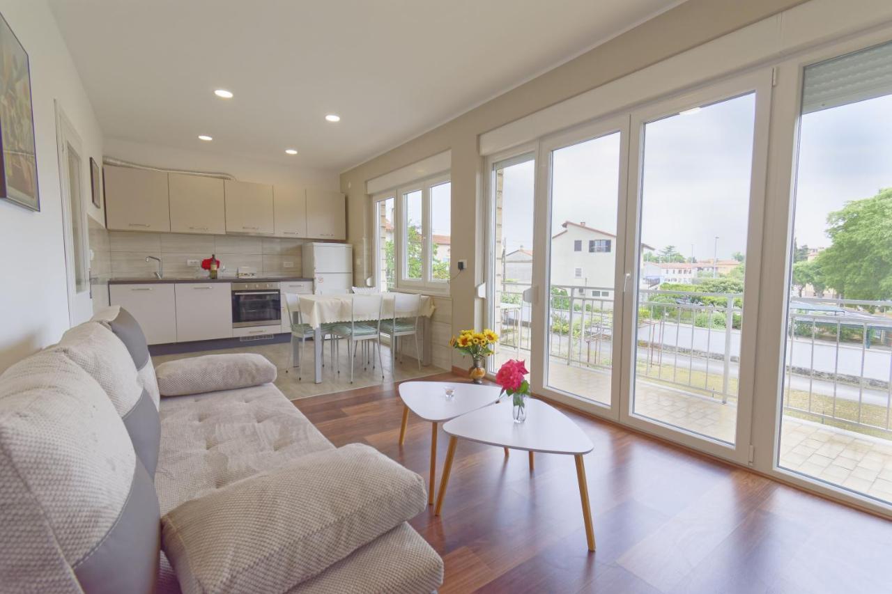 Apartment Patrik By Rent Istria Ουμάγκ Εξωτερικό φωτογραφία